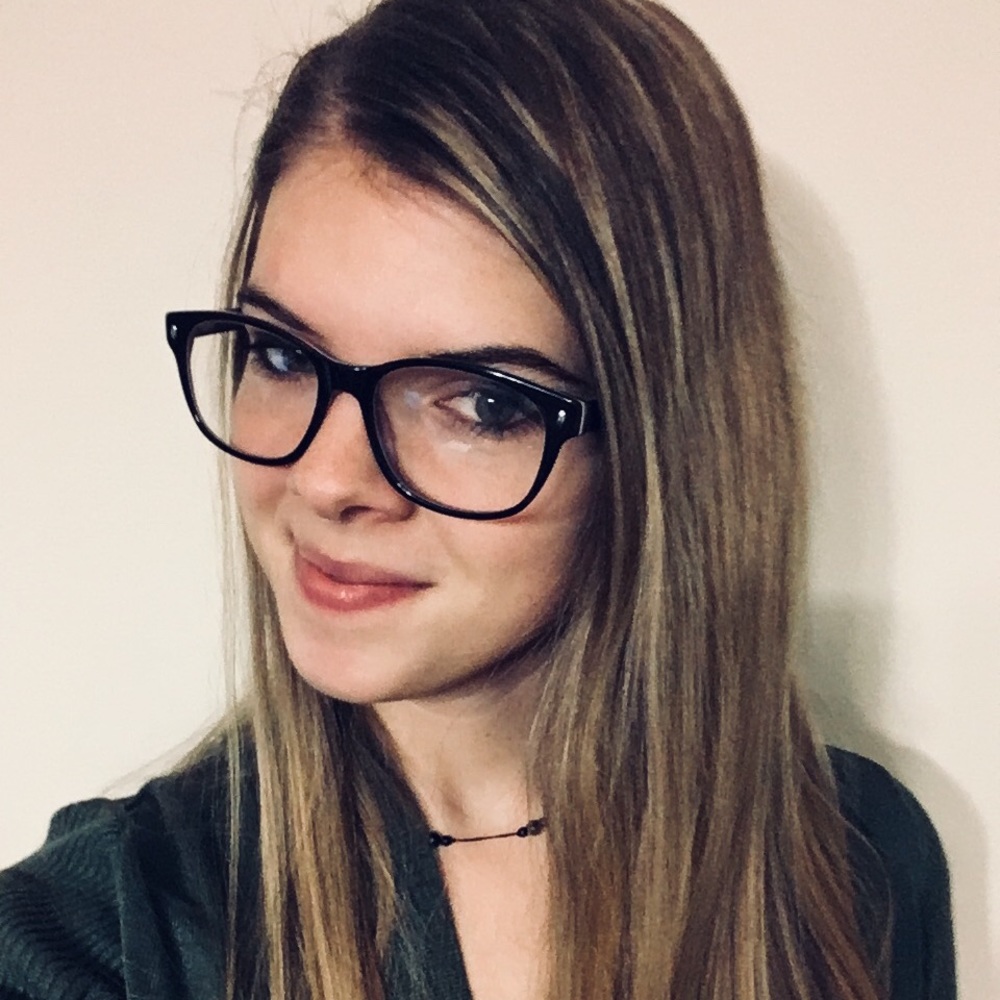 Meet your Posher, Liz